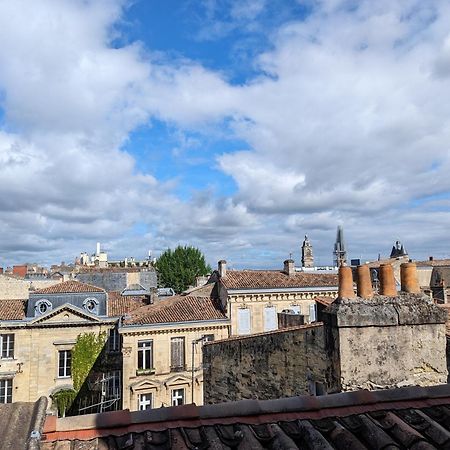 Cocon Lumineux Sous Les Toits De Bordeaux Apartment Luaran gambar